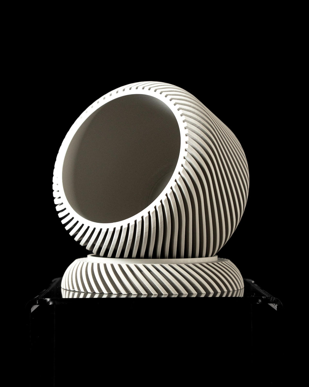 Slant Patterned Planter