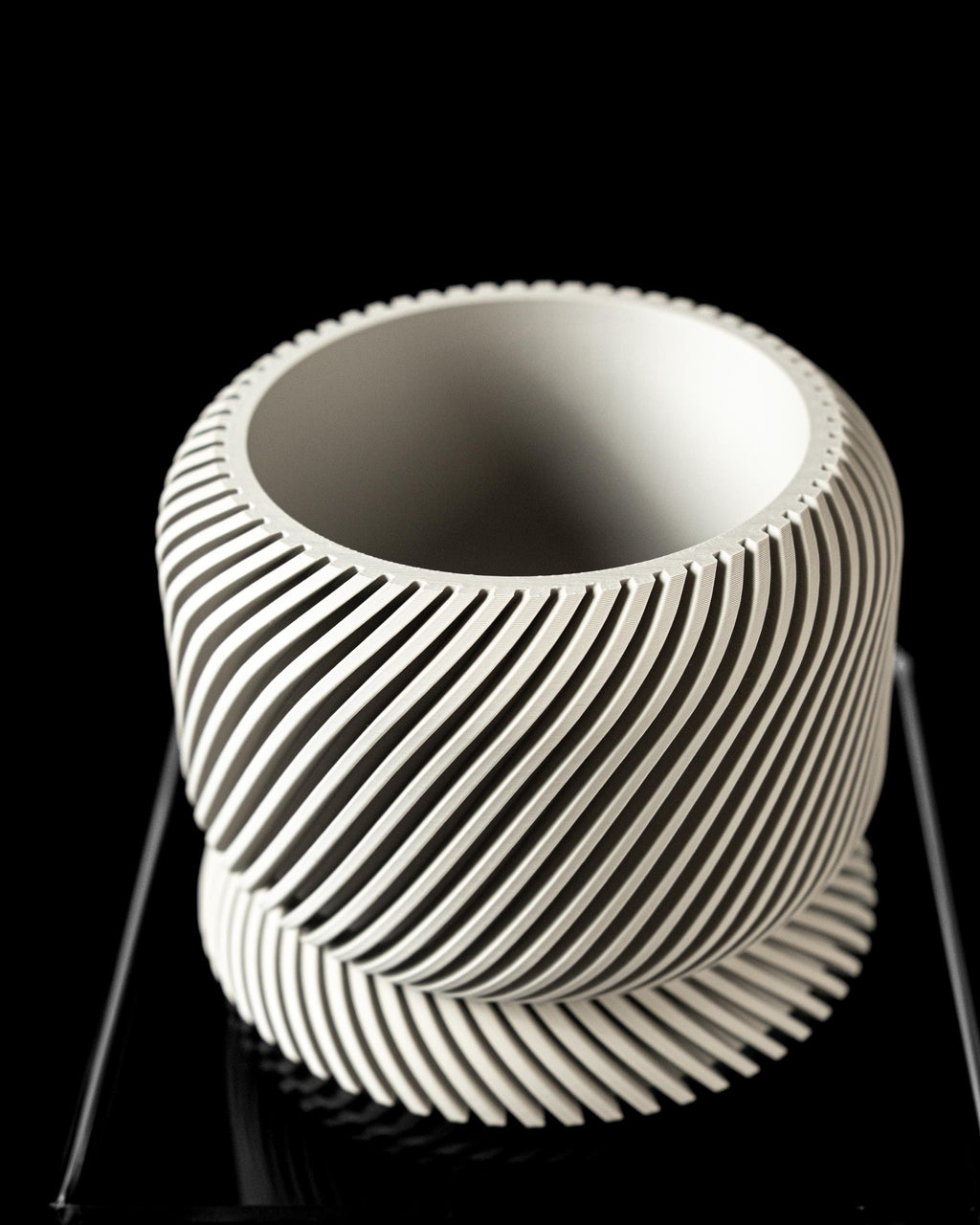Slant Patterned Planter