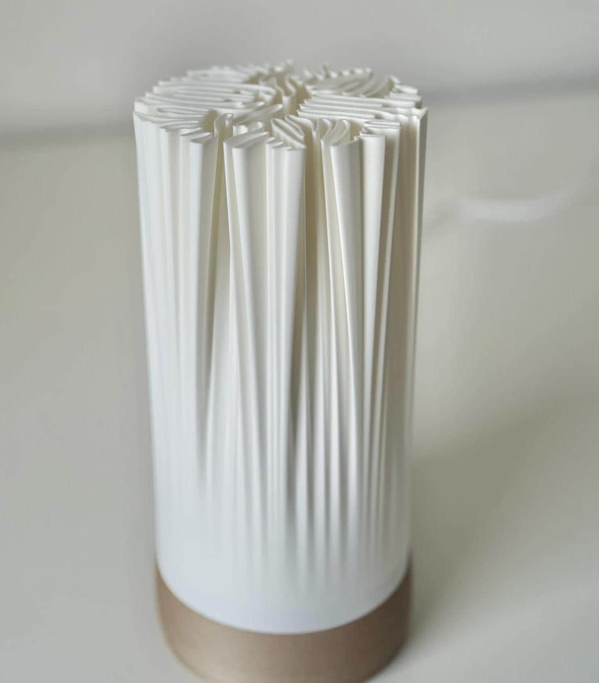 Solura Organic Minimalist Lamp