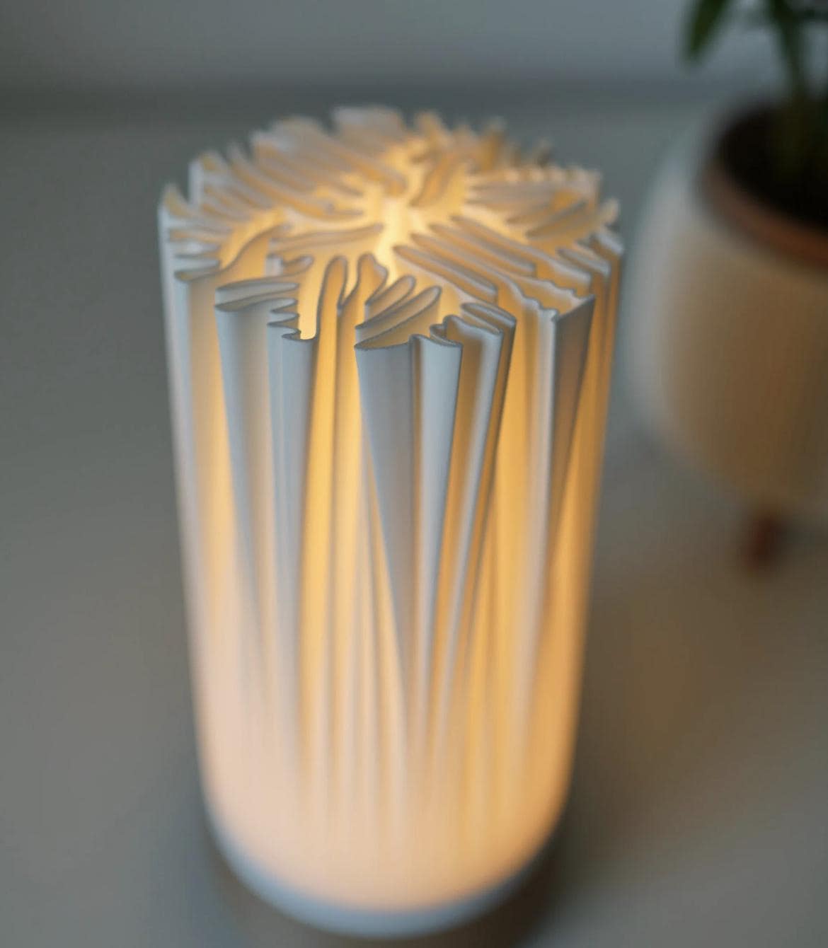 Solura Organic Minimalist Lamp