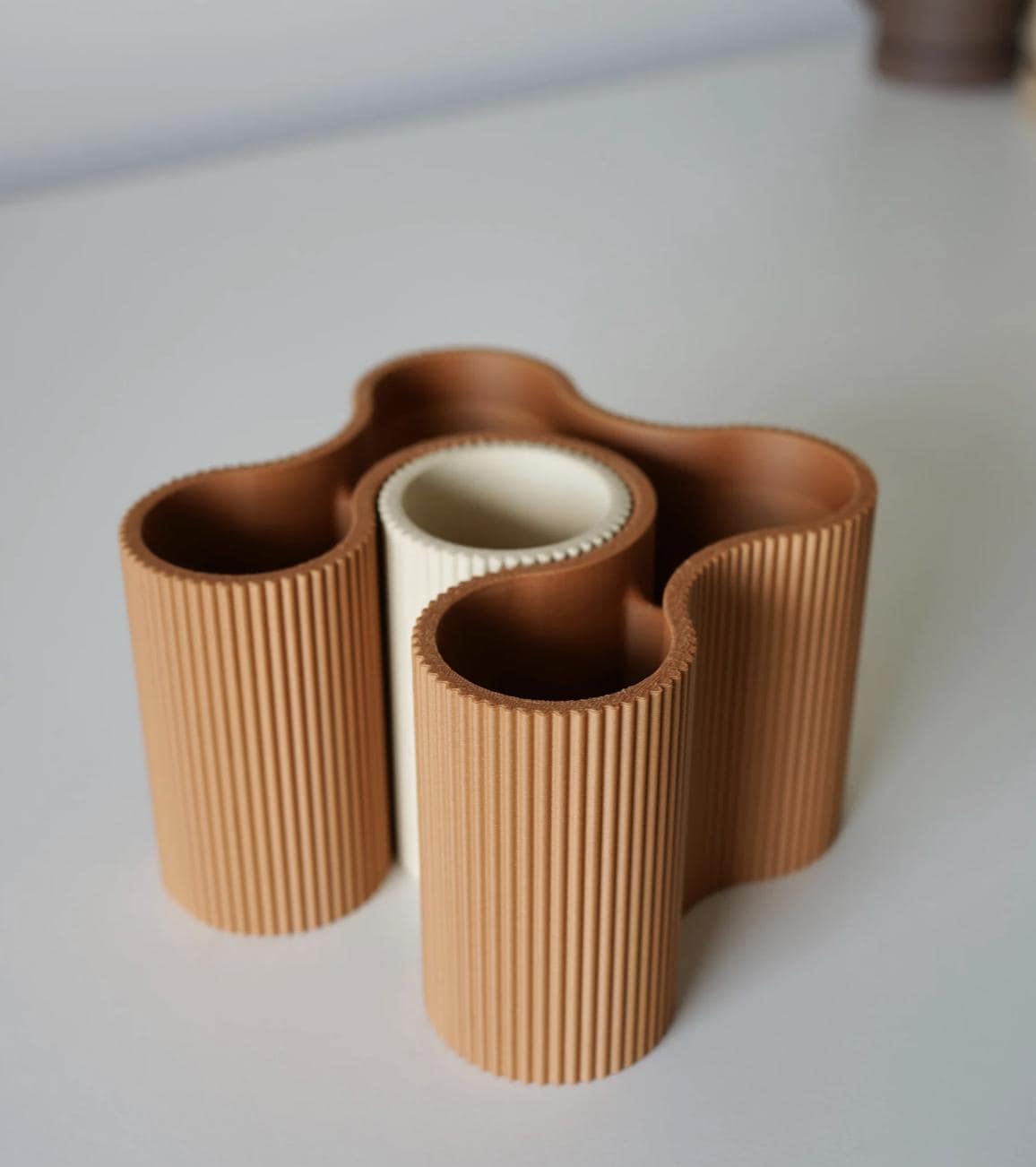 Minimalist Desk Organizer: Modern Pen Holder