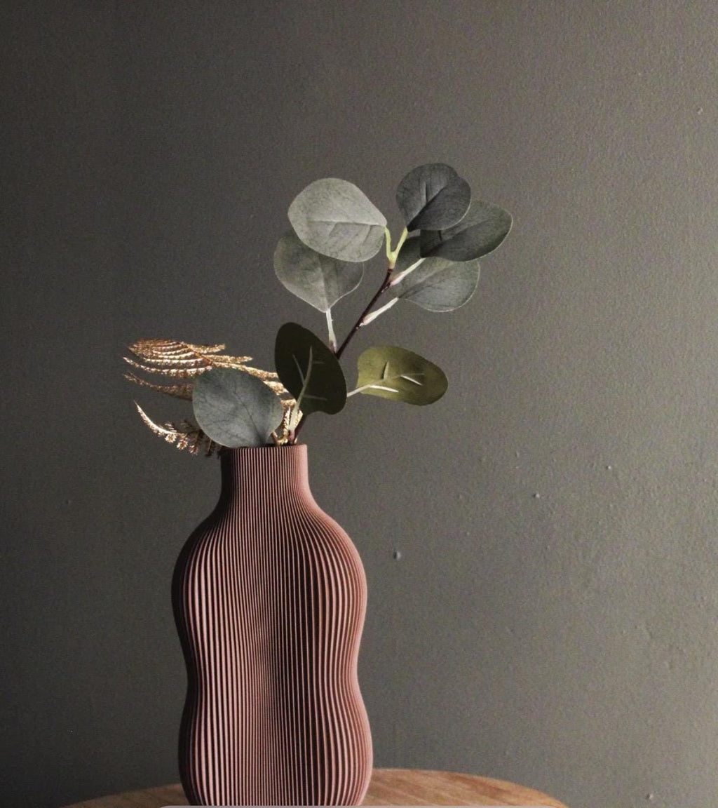 Designia Minimalist Vase