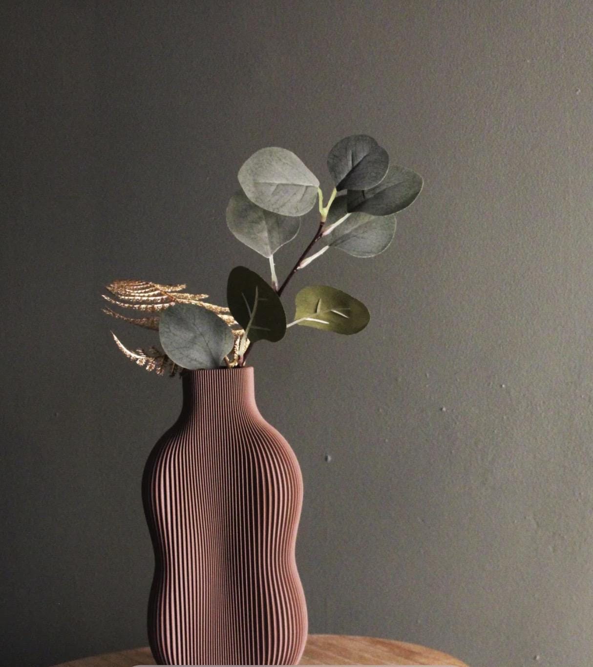 Designia Minimalist Vase