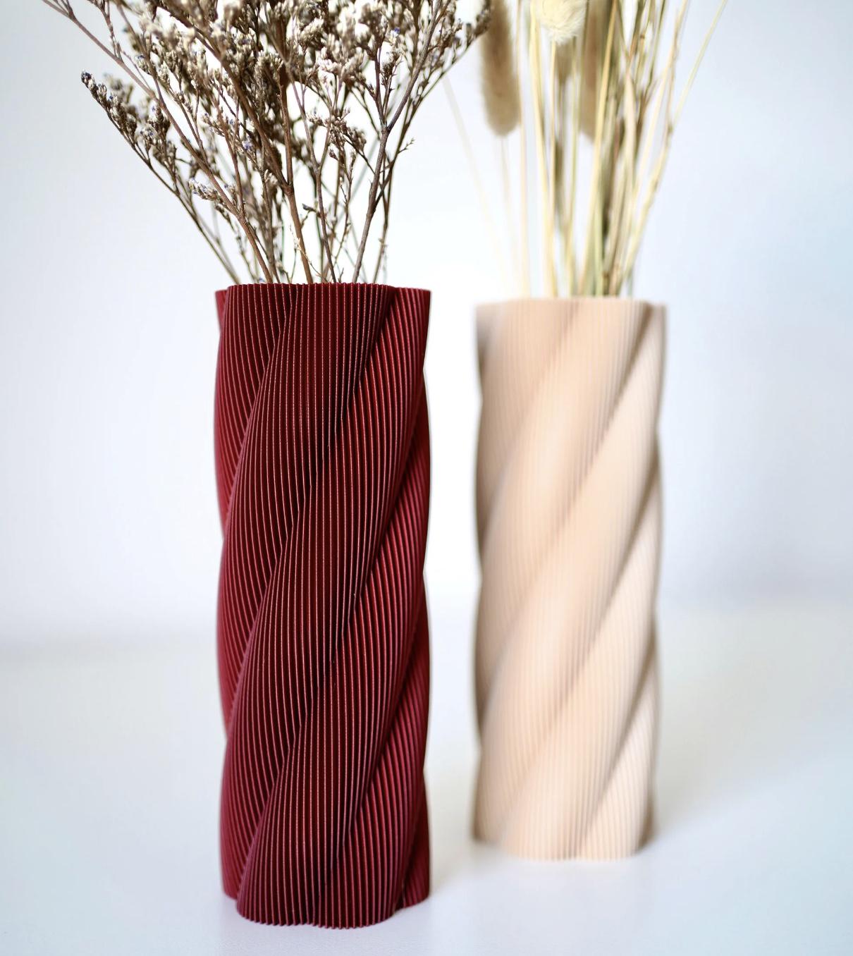 Modern Twist Vase: Geometric Minimalist Decor