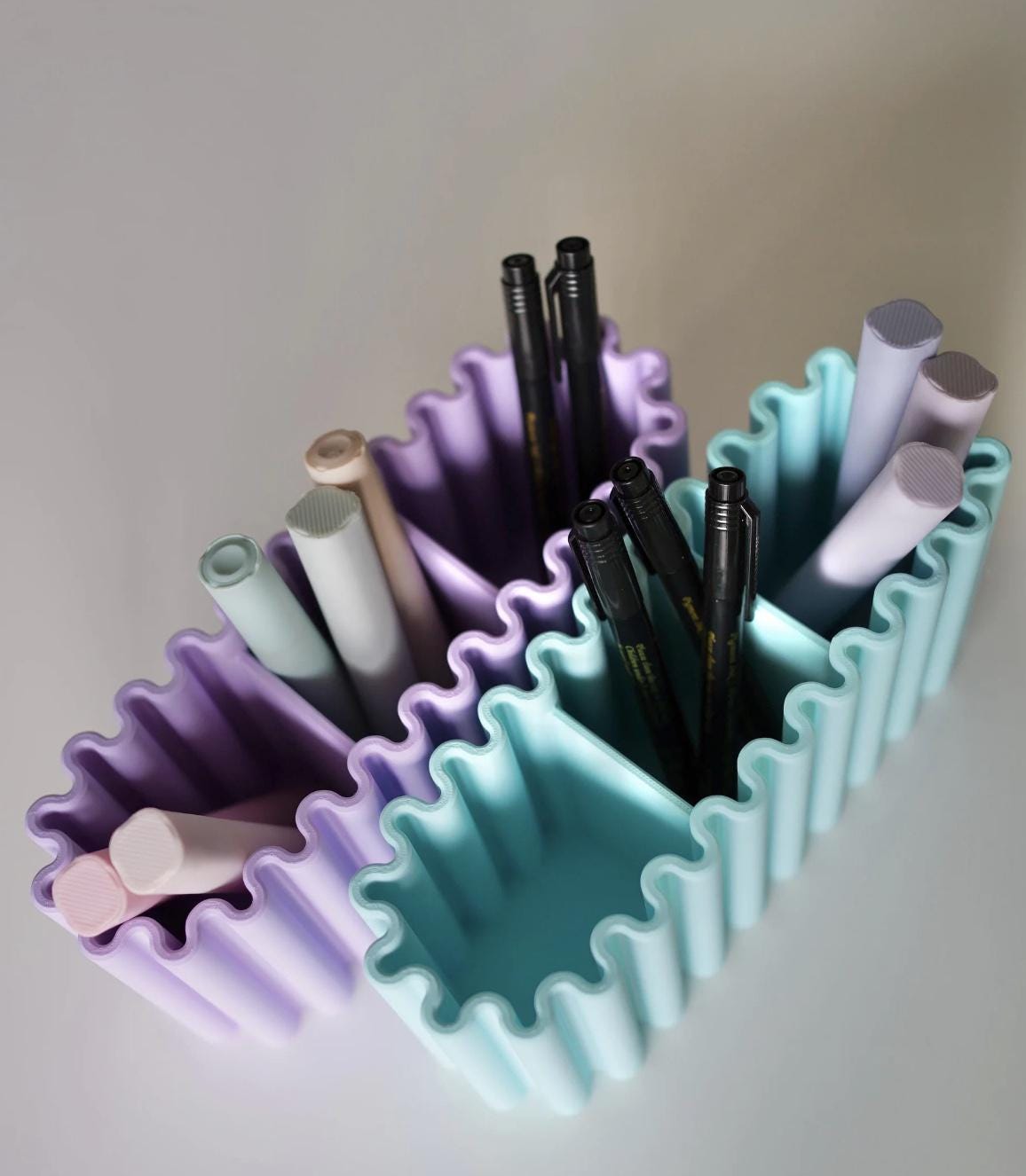 ZIGGLES wavy Organizer