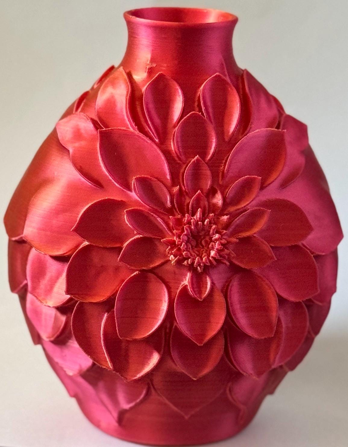 Dahlia collection vase