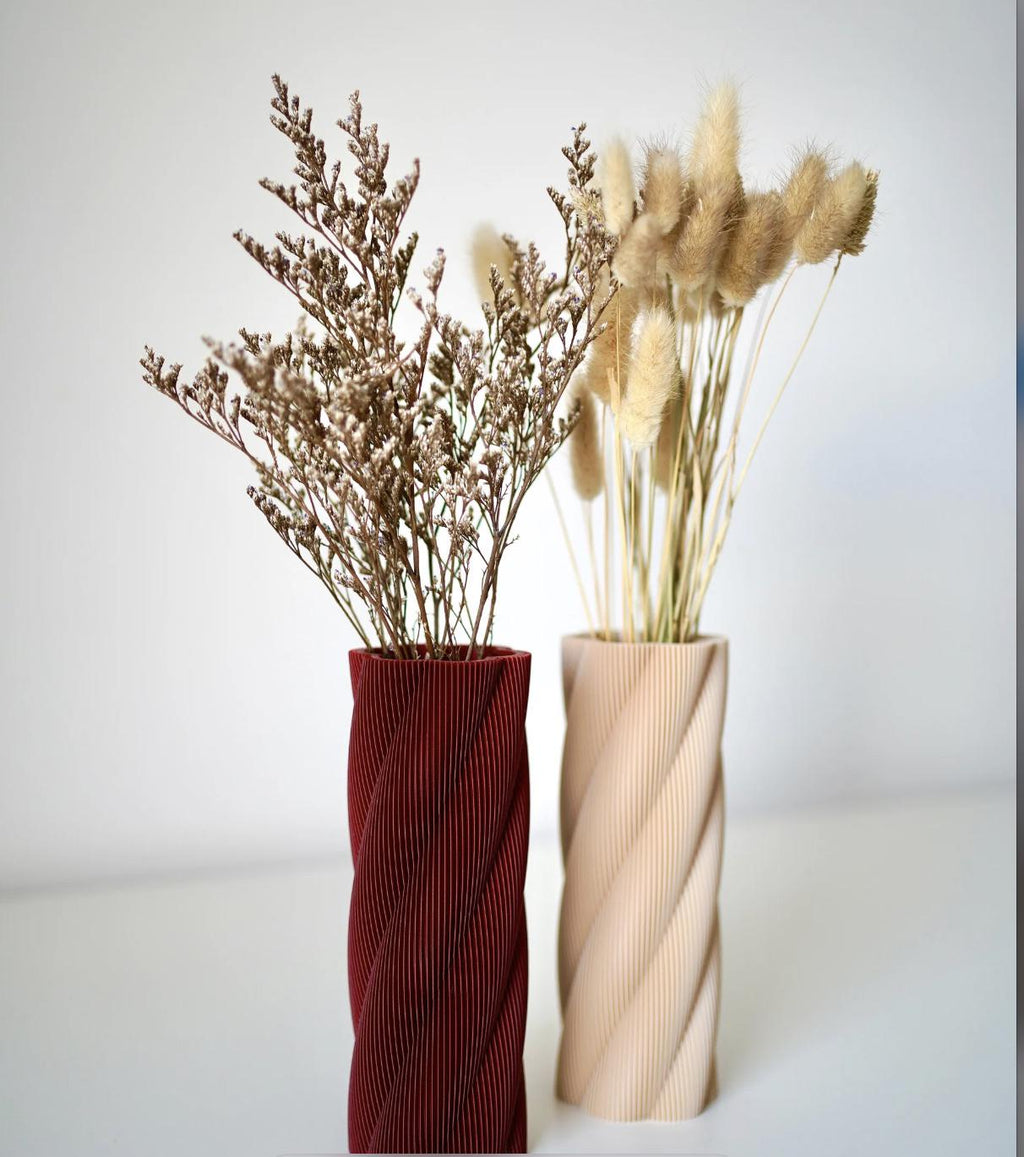 Modern Twist Vase: Geometric Minimalist Decor