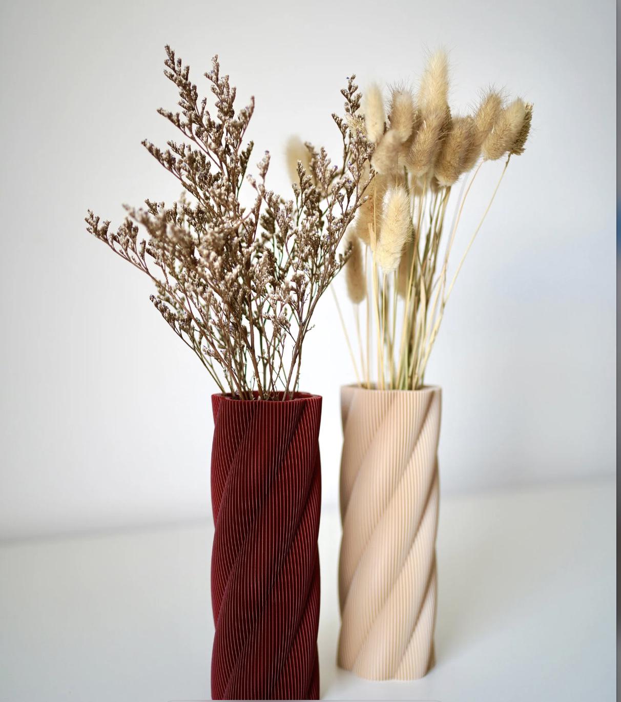 Modern Twist Vase: Geometric Minimalist Decor